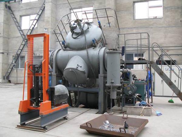 Consumable Electrode Vacuum Furnace